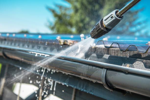 Best Pressure Washing Cost  in Davenport, IA